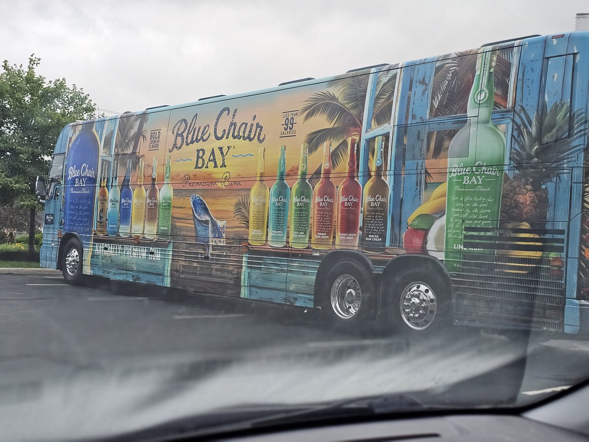 gwheff32's tweet photo. Kenny, first time we will see you tonight. Let's make it a good one tonight at Blossom. #onesunset https://t.co/UkdMSjoHpN