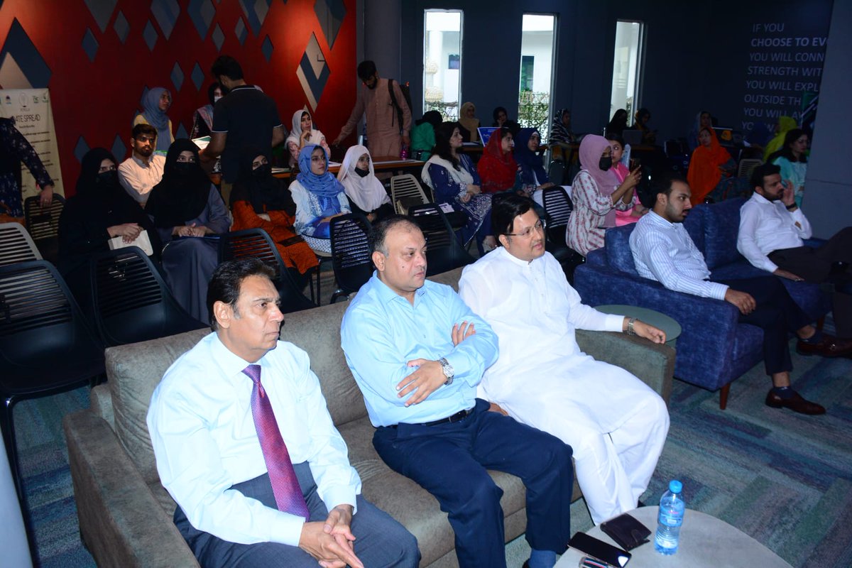 hometowncf_org's tweet photo. President M. Saleem Balandia recently attended the Open House event at the National Incubation Center (NIC) in Faisalabad. Chief Guest of this session was Ms. Birgit Lamm Director of the Pakistan office at Friedrich Naumann Foundation. https://t.co/0Mj4lcIyyk