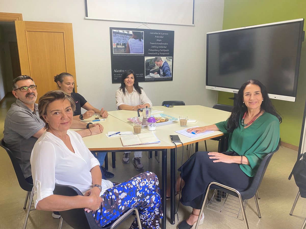 🌟 Reunión con Fundación Iberdrola 🌟

🌱 Compartimos la vida del Servicio de Transición, dificultades y logros. 🚀 El proyecto sigue madurando cada año. 🙌 Agradecemos a todos/as por acompañarnos.
<a href="/iberdrola/">Iberdrola</a> <a href="/FundacionAdsis/">Fundación Adsis</a>