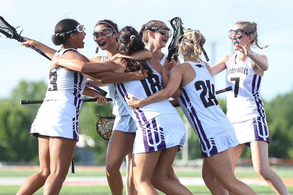 SusanAdamsPhoto's tweet photo. The @BloomfieldWLAX Black Hawks played tough, but fell 14-10 to the Bulldogs in the state semifinals last night https://t.co/cb4Sb0QWS9
Go Black Hawks! @BHHSSportsMed @BHBlackHawks https://t.co/9Wj2xeqkYv