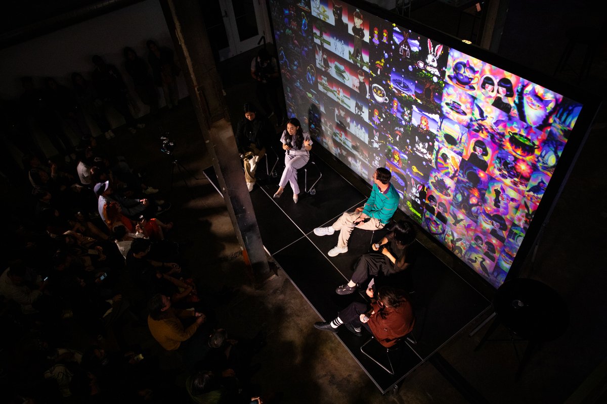 helloharuko's tweet image. 🚨NYC designers, artists and creatives 🚨 Next week, Google is bringing Infinite Wonderland to Brooklyn! We just did an event in SF a few weeks ago for I/O. @shawnax, @_EricHu, @erikinternet and I will also be on a panel discussing the project and our thoughts on art and ai…