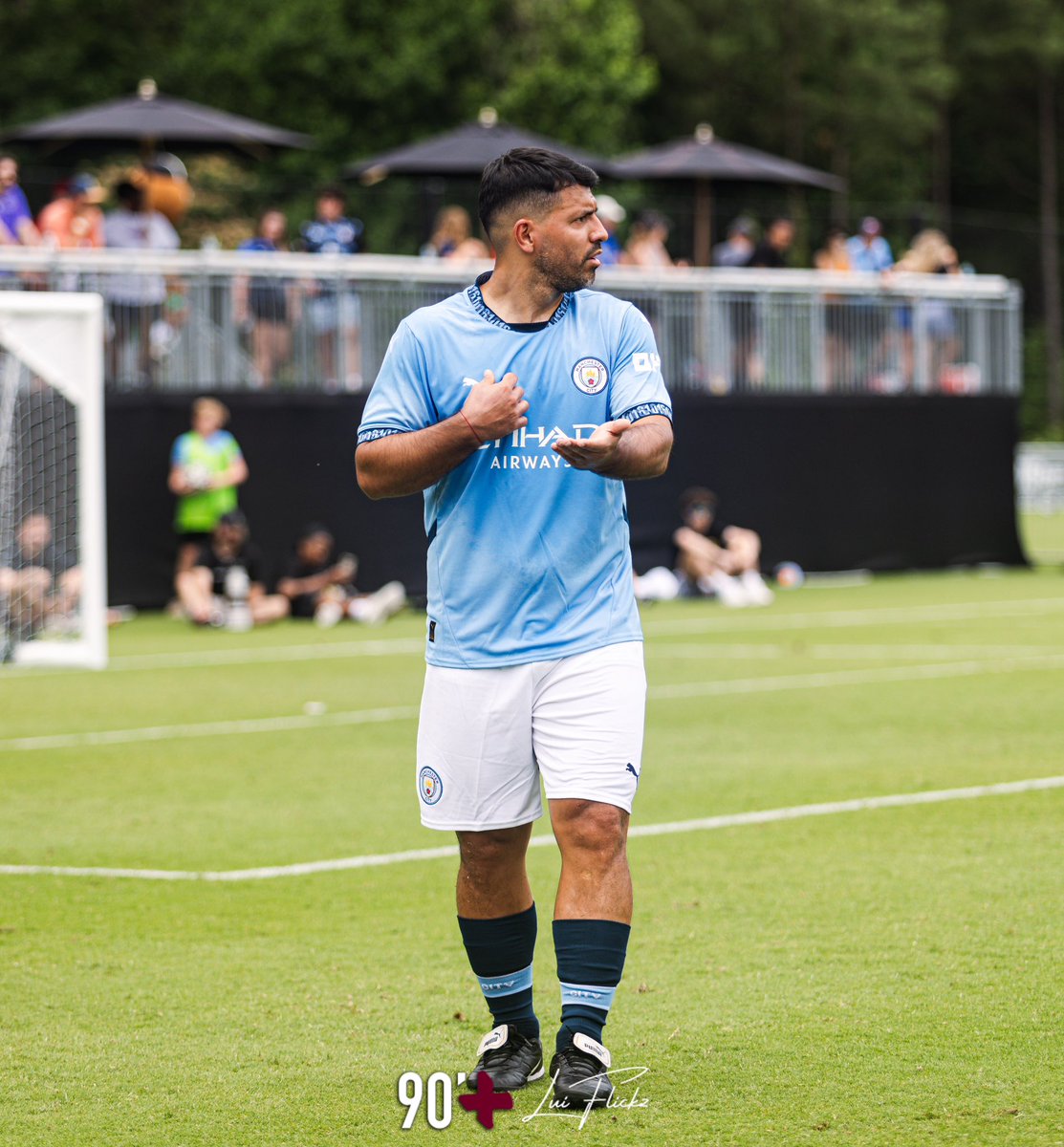 LuiFlickz tweet media