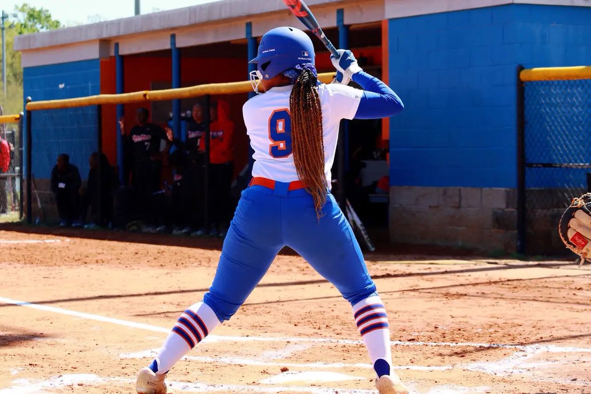 LParke2023's tweet photo. Transfer 🥎 looking for home 🙏🏽

✅ 3years of eligibility left 
✅ Grades : 3.9 gpa
✅ Positions: OF/MIF
✅ Batting: .389 avg 4HR’s 34RBI’s 2 SO 
(➕Versatile Switch hitter) 
🏆 Freshman All American Team
🏆 2nd Team all conference

Contact: lataviona04@yahoo.com
🌴FL hometown🌴 https://t.co/R0IYgt3MtK