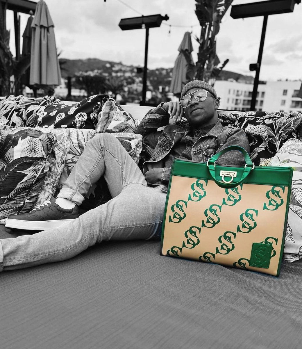 _sebastienco's tweet photo. 🌿 Chill Vibes &amp; Sebastein Bags 🌿

Lounge Mode: ON ✅
Chill Level: MAXIMUM ✅

Where would you take your style on the weekends? Enjoy it with the Sekko Tote bag.
#WeekendVibes #StyleIcon #LuxuryBags #RelaxInStyle #FashionGoals #ChillAndStyle #SebastienCo #fathersday https://t.co/TWzfrlXahF