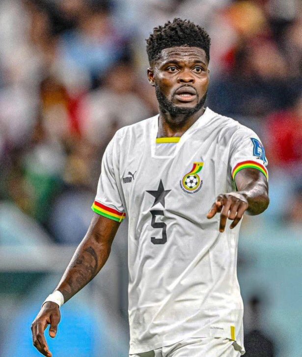 ParteyHive's tweet photo. BREAKING: Thomas Partey (the best DM itw) plays football today and the whole world is happy 🐙 https://t.co/53JKuvOSWL