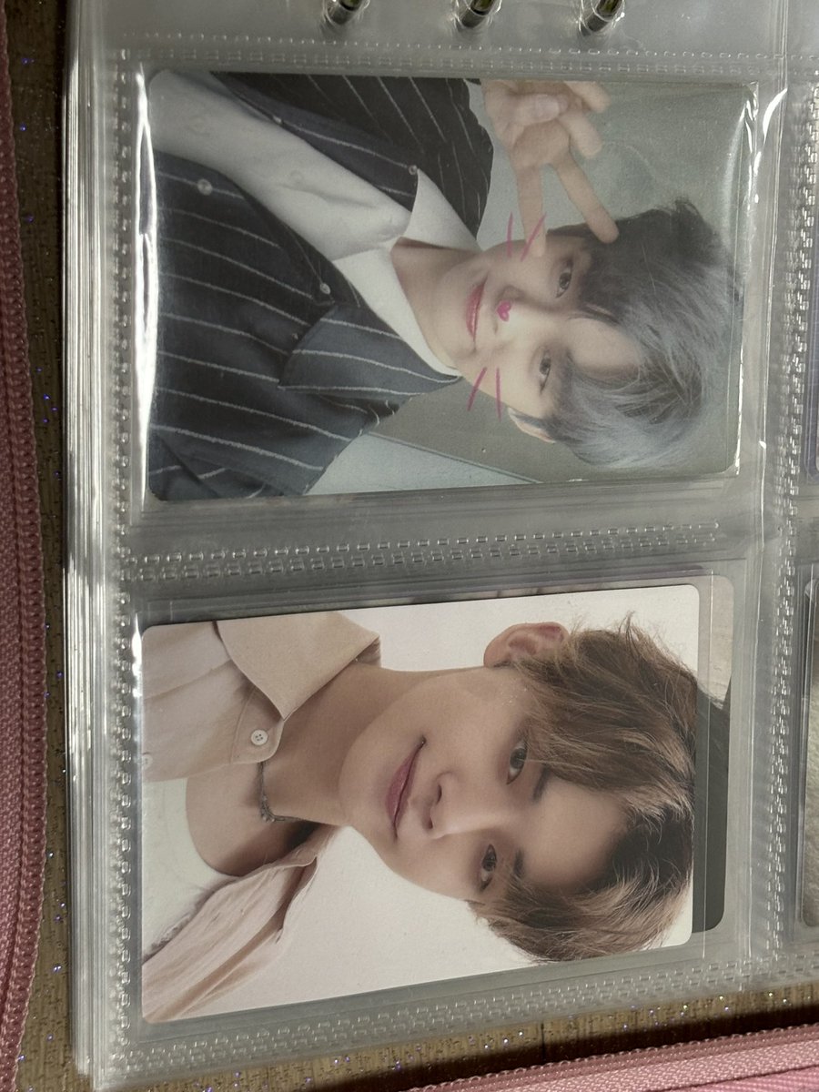 S2_1213's tweet photo. 이즈위랑 캣앤독 공방 포카 캣버전도 잇더라구요 옆에는 무슨 포카엿더라 암튼 얘네들도 잇어요 https://t.co/hKJRvK8SdM