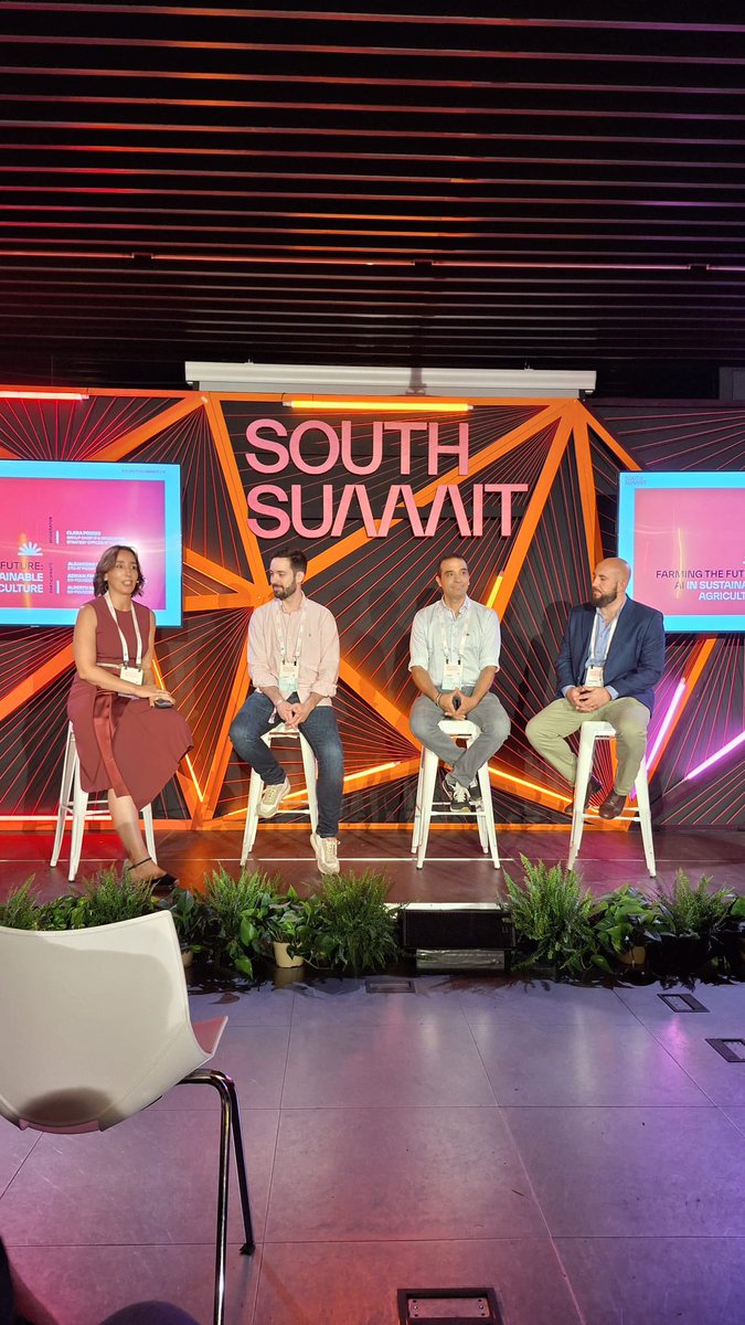 DeepFarmTech's tweet image. We’re thrilled after @south_summit! 🎉 We joined @BiomeMakers, @ficosterra, and @clarapombo on &quot;Farming the Future: AI in Sustainable Agriculture.&quot; Thanks for your comments and connections. The future is bright!

#SouthSummit2024 #AI #Livestock #Farming #DigitalTwins