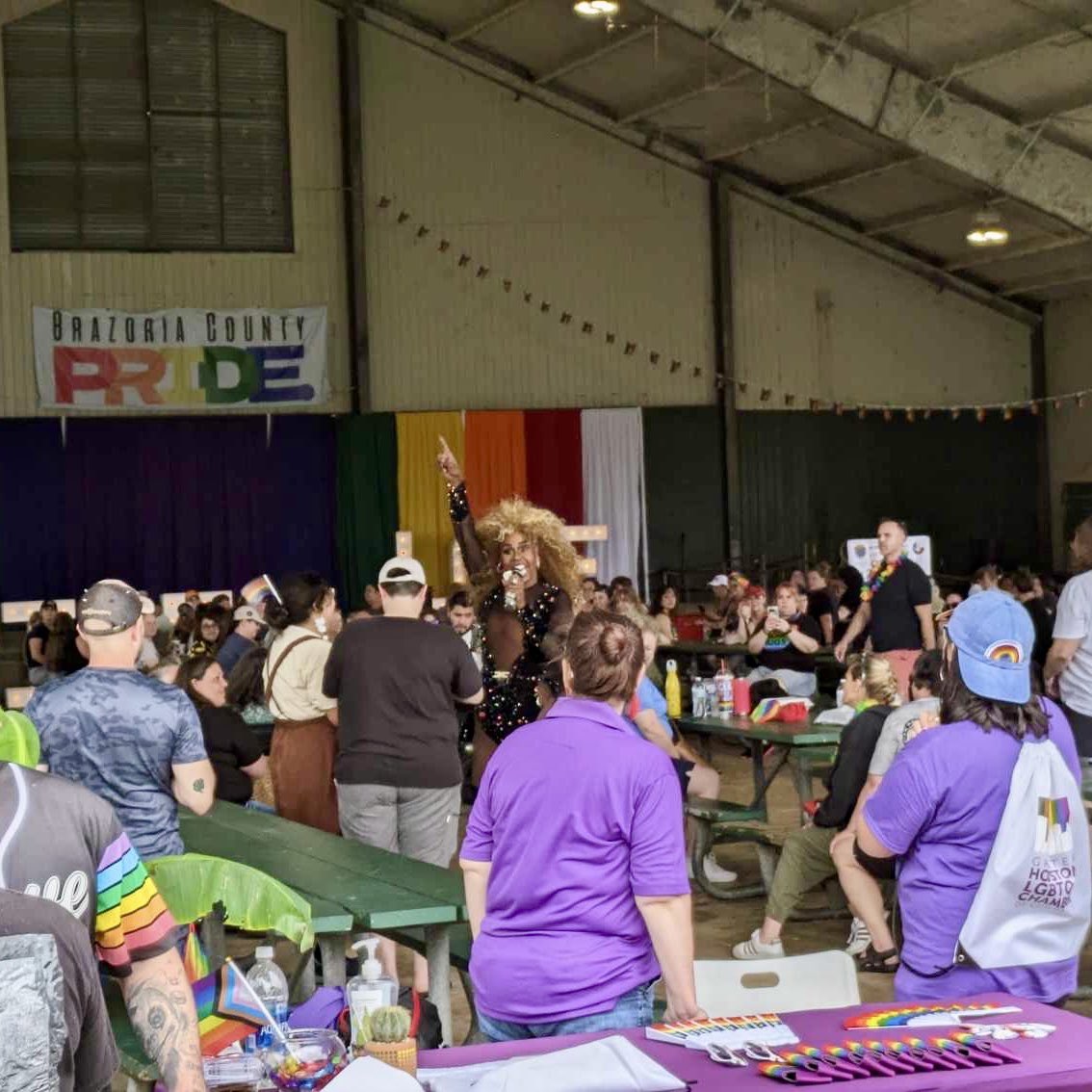 HoustonGaymers's tweet photo. BE WHO YOU AREEEEEE 🌈 What a way to start of the pride season! We’re so grateful to be part of this amazing community! Thank you @brazoriacountypride until next time 🫡 https://t.co/eRonJuksxj