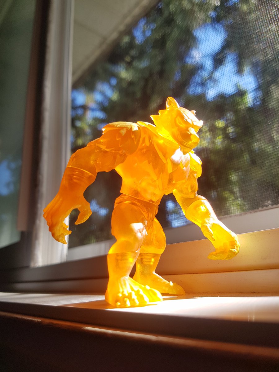 TheLocalBard's tweet photo. Flame Face by @mightymaniax and @RocomToys  I've not been able to support them after their first kickstarter, but they still make some awesome toys! This one is a favorite of mine! https://t.co/yvaThqROjx