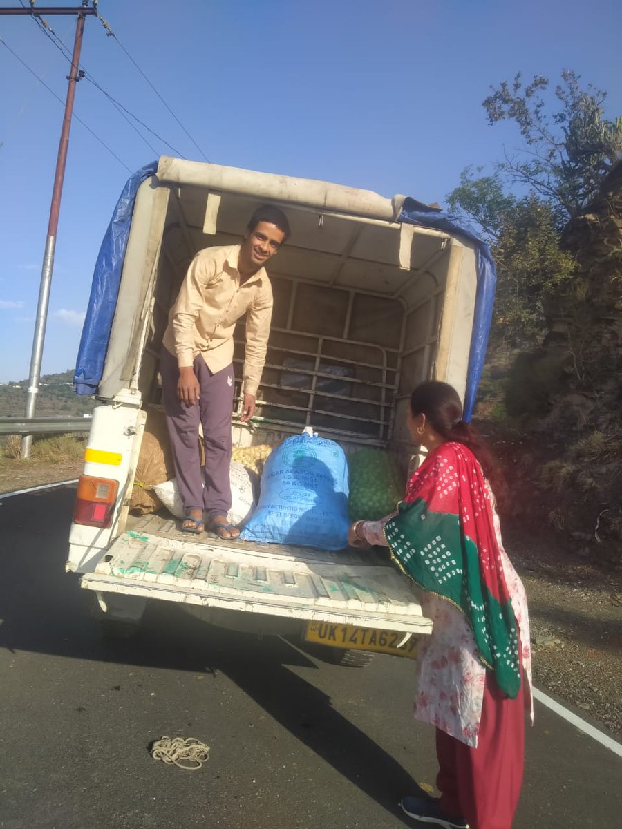 Reapblockchamba's tweet photo. आज दिनांक 06/06/2024 को बेलमती स्वयात सहकारिता कठूड गजा द्वारा गायत्री क्लस्टर CLF विकासखंड डोईवाला को 2    कुंटल लहशून विक्रय की गयी जिसमे सहकारिता  का 24000 का व्यवसाय किया गया ।
@DMTEHRI1 
@DistrictTehri 
@nitikakh22
@ganeshjoshibjp 
@REAPTehri 
@REAPUttarakhand https://t.co/WnNWCwHdDo