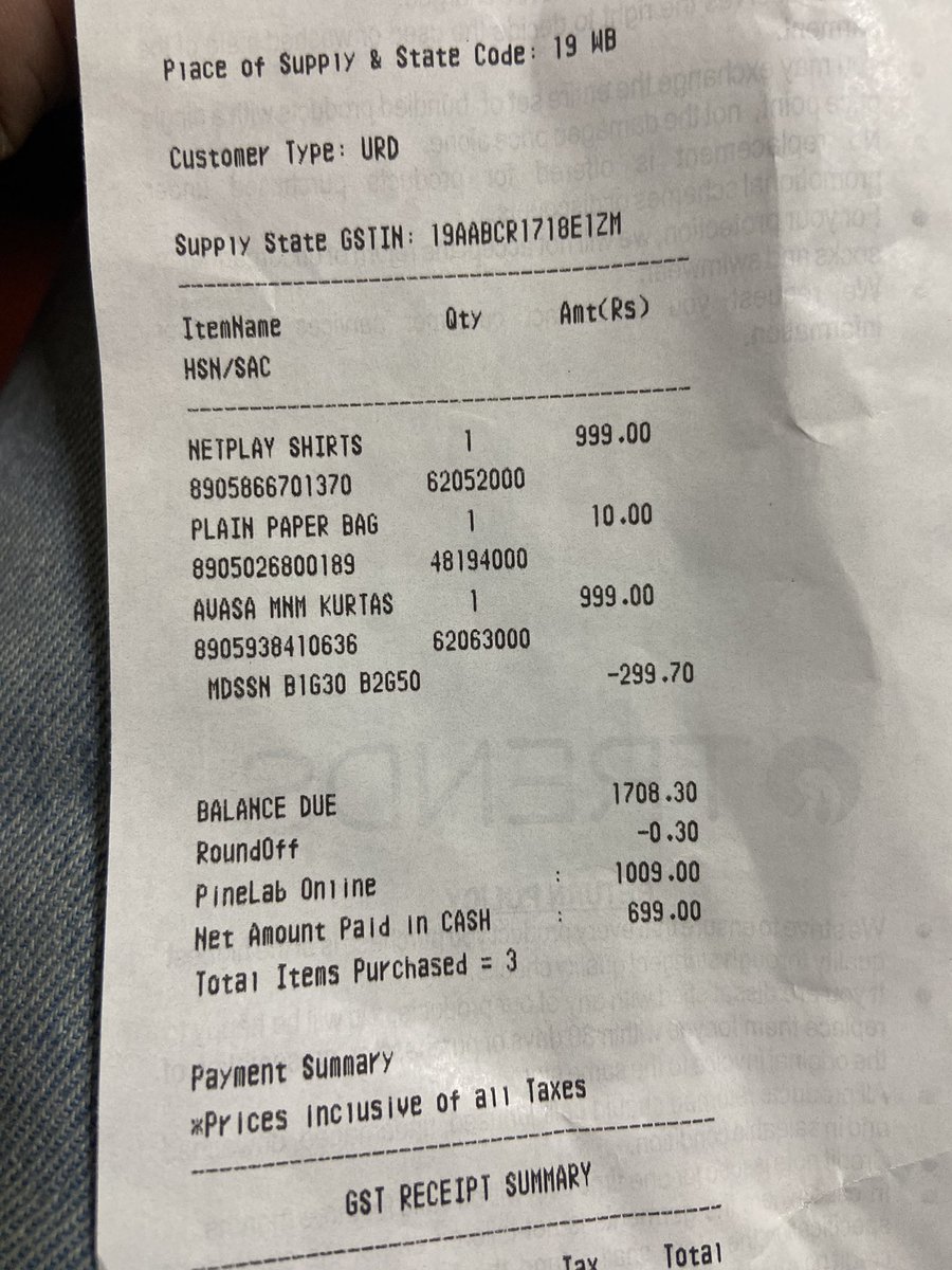 yoursagir's tweet photo. @reliancetrends 
Recently I have brought a shirt from trends in berhampore. I noticed that yours billing executive added an additional item and takes advantage of discount. I am disappointed on that. Kindly Please take an action. https://t.co/vu5DoHDB7D