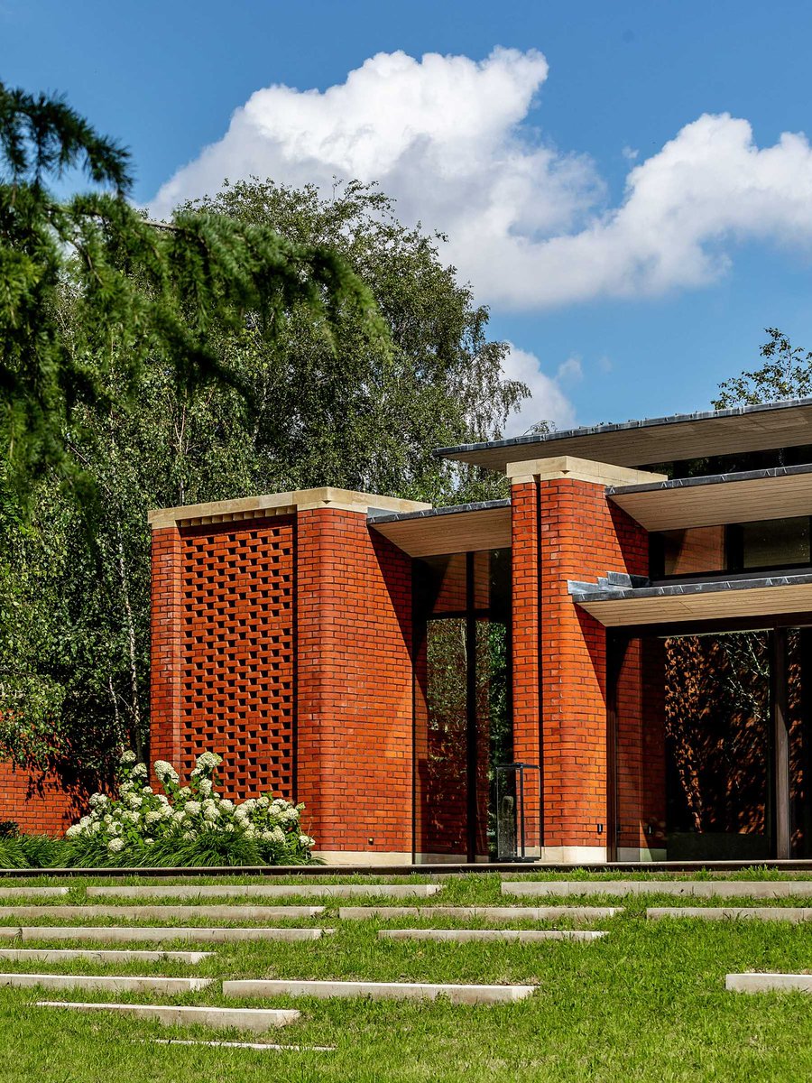 SHHArchitects's tweet photo. Having knowledge of  vivid history of Athlone house, our task has been to undertake, in close consultation with the local community, a full restoration of the house and the rehabilitation of its grounds. https://t.co/dYVSIHDBzV