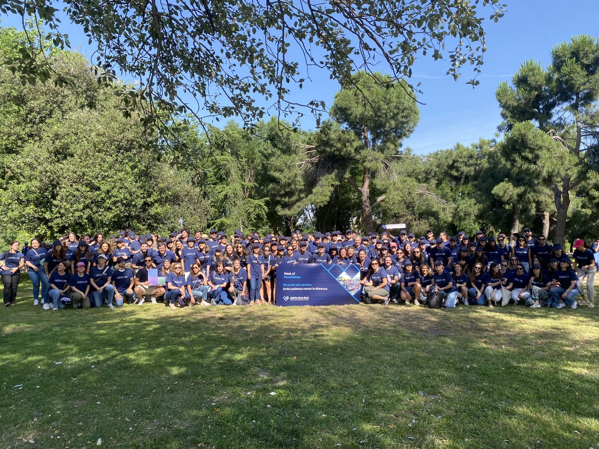 AbbVie_ES's tweet photo. Hoy, en AbbVie, estamos felices y orgullosos de colaborar con @fande_oficial en una jornada de #WeekOfPossibilities. 

Nuestro equipo se une de nuevo para apoyar a personas con discapacidad intelectual, mejorar nuestro entorno y fortalecer la comunidad. 🤝🌱

#AbbVieGivesBack https://t.co/WcBazX9Ngq
