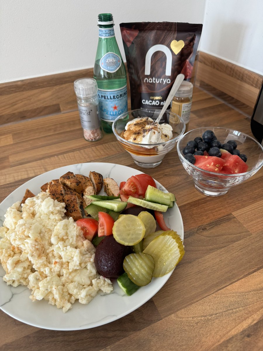 s9pke's tweet photo. π₯Post gym mealπ₯
When I have friends or colleagues saying they canβt hit 50g protein a day π
100g protein
Less than 650 calories
Massive volume
No bloating carbs
Lots of nutrients
#protein #diet #meals #fitdad #FitnessInspiration #greek #berries #eggs #MFP #fitfor40 #bodybuilding
β¬οΈ