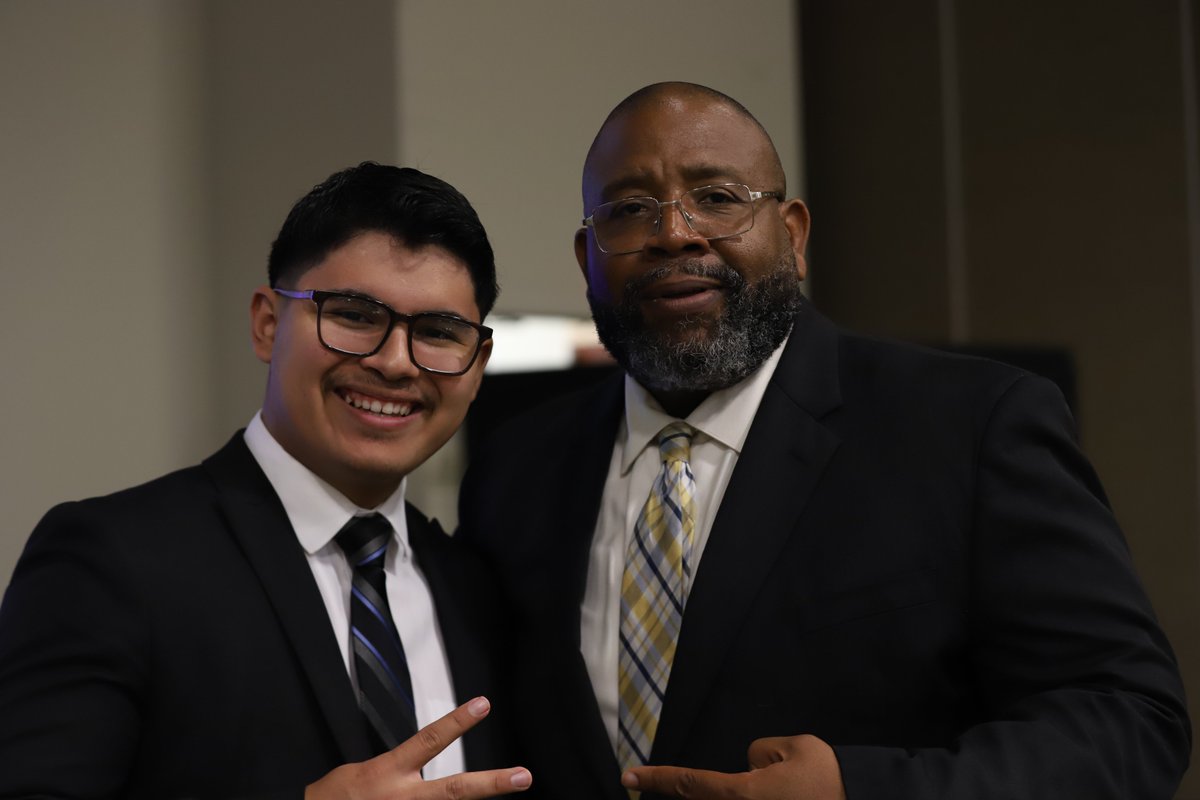 Many thanks to <a href="/Iamkeithcurry/">Dr. Keith Curry #EquityAvengers #RealCollegePrez</a> for a heartfelt and extraordinary keynote to open CLI2024. Moving forward with heart and collaboration @4CS