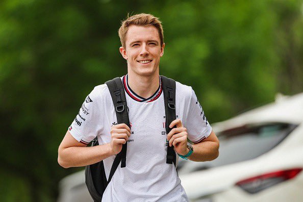 New race weekend, new backpack photo of <a href="/frederik_vesti/">Frederik Vesti Official</a> 😄 

Welcome to Canada 👋🏼🇨🇦 

📸: <a href="/KymIllman/">Kym Illman</a> 

#frederikvesti #teamvesti #formula1 #f1 #mercedesamgf1 #roadtof1 #canadiangp