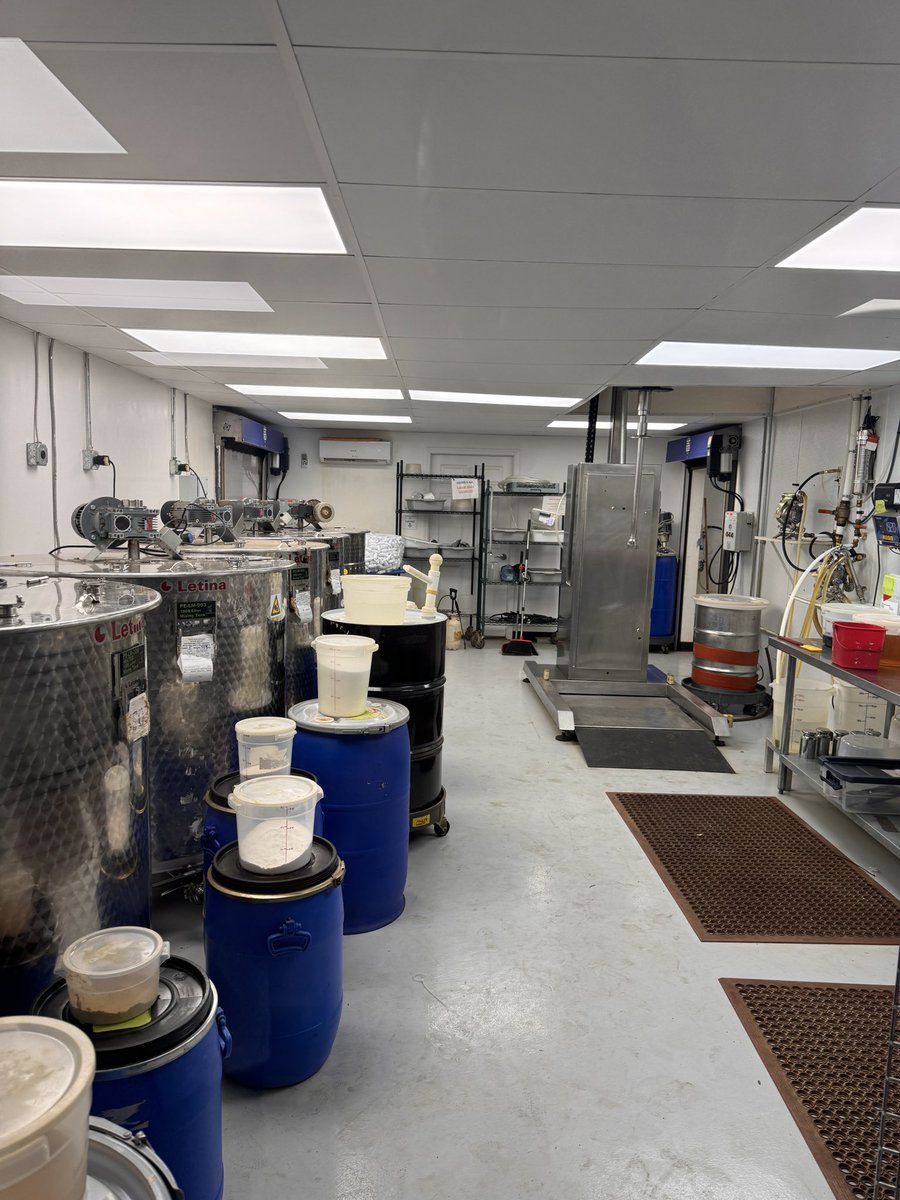 HackingDave's tweet photo. In Tampa finalizing our flavors for our supplements launch. So cool seeing it made right in front of you. 

#wehackhealth https://t.co/NsrKPu3kV0