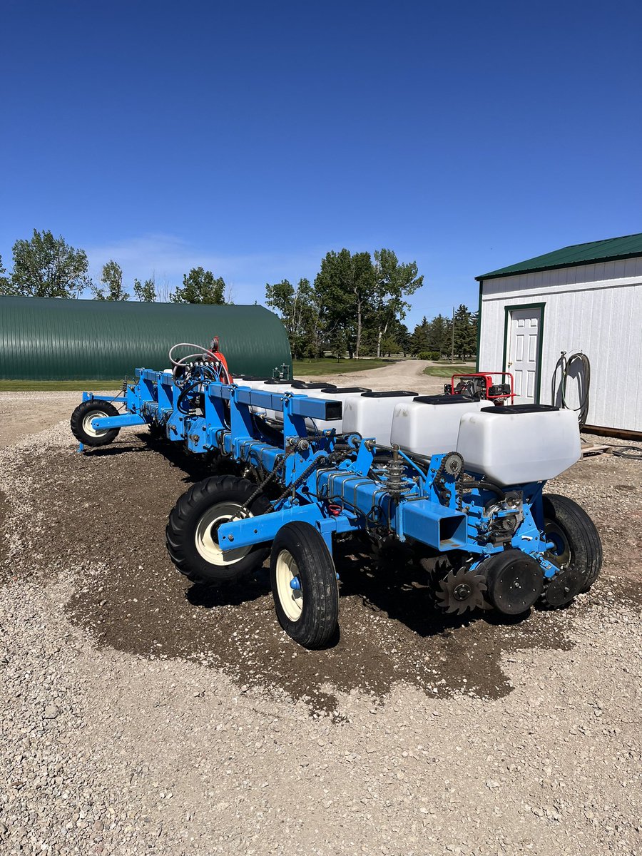 One thing I do enjoy about a planter is I can wash it in 30 min compared to hours of washing the bourgault. #plant24
