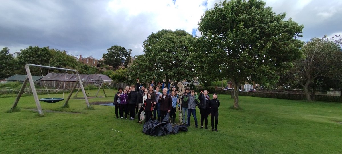 Absolutely splendid day today <a href="/DCHSalnwick/">DCHS Alnwick</a> filming with <a href="/mylifefilm/">My Life Productions</a> at #Ellingham forest school and cleaning #Alnmouthbeach. Thanks to @BoostDCHS for helping us to make our little film happen - we can't wait to see the results! <a href="/PeleTrust/">Pele Trust</a> 🌍🎥🎤🍃🎬