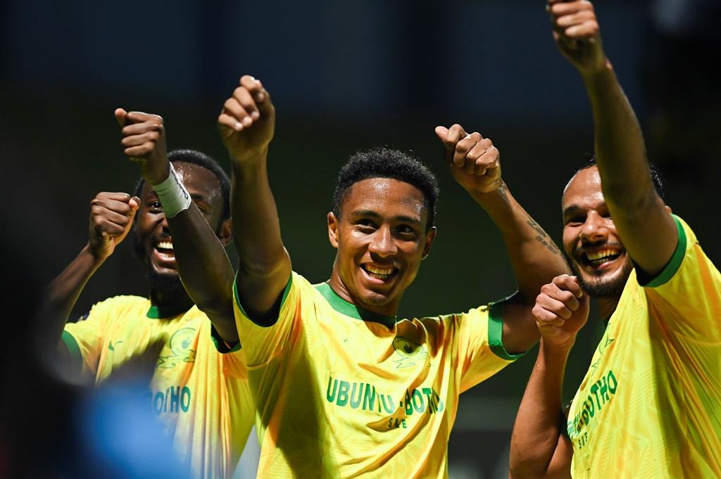 KickOffMagazine's tweet photo. Ribeiro speaks out 🗣️

Lucas Ribeiro Costa has penned an emotional message to club supporters after suffering an early injury during Mamelodi Sundowns’ heartbreaking Nedbank Cup final defeat to Orlando Pirates.

Read more ➡️ https://t.co/N5TzlsE6F6 https://t.co/lRiQzYjPii