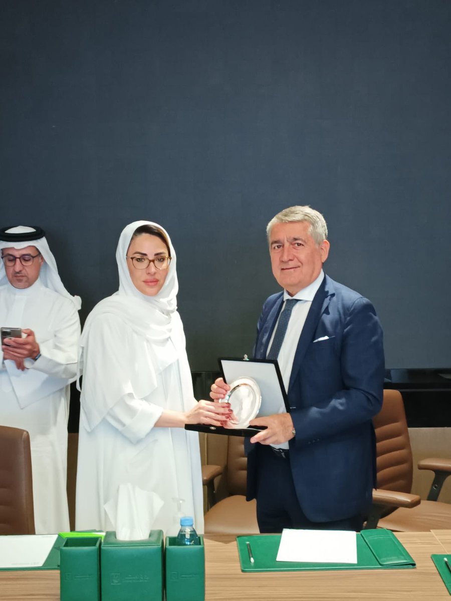 TÜSİAD tweet media