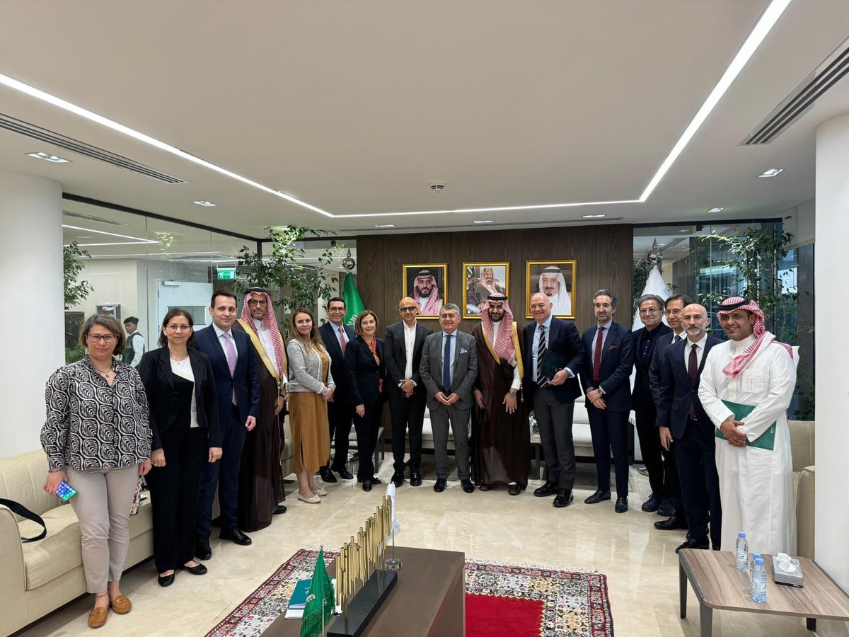 TÜSİAD tweet media