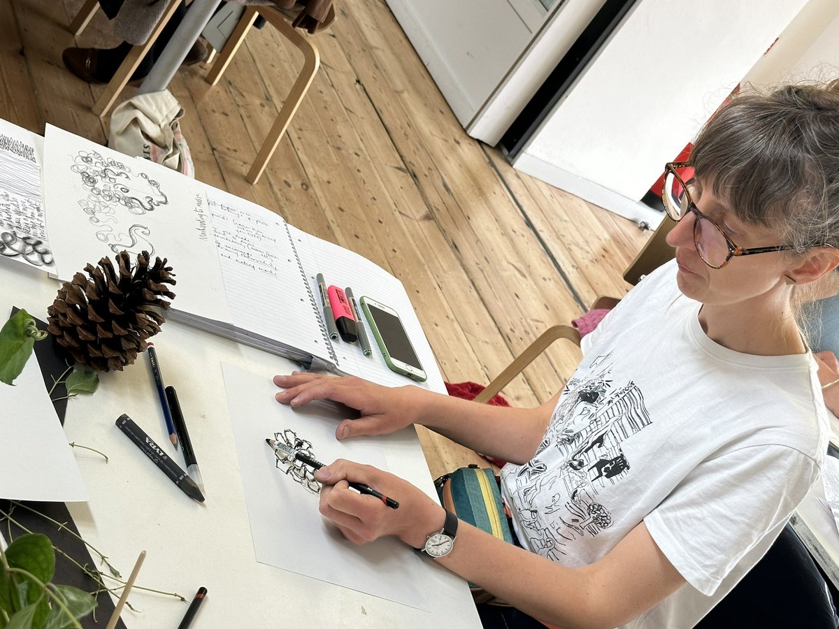 LETTA (@letta_training) on Twitter photo Exploring line through music and observational drawings of natural objects. <a href="/LansburyPrimary/">Lansbury Lawrence Primary School</a> <a href="/_TheWhitechapel/">Whitechapel Gallery</a> #inspirethriveteach #whitechapelgallery #art #lines #teachertraining #teacher #music #towerhamlets #whitechapel #LETTA Exploring line through music and observational drawings of natural objects. <a href="/LansburyPrimary/">Lansbury Lawrence Primary School</a> <a href="/_TheWhitechapel/">Whitechapel Gallery</a> #inspirethriveteach #whitechapelgallery #art #lines #teachertraining #teacher #music #towerhamlets #whitechapel #LETTA