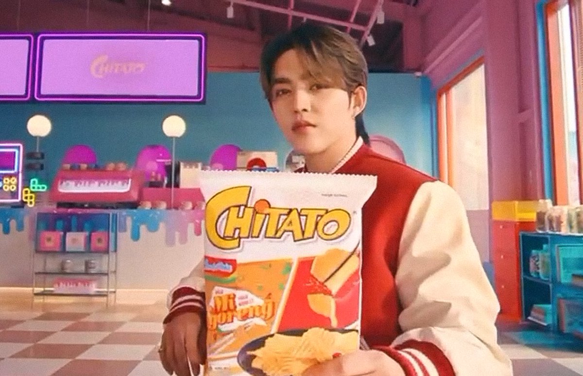 sounds_of_cheol's tweet photo. seungcheol for chitato (mie goreng) ❤️ https://t.co/Y8HbbQKDLx