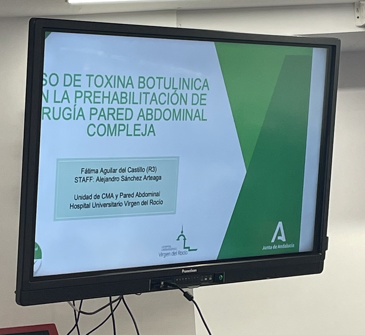 Luis Tallon (@ltallona) on Twitter photo Esta mañana sesión clínica en <a href="/CirugiaHUVR/">CirugíaGeneralHUVR</a> sobre el uso de toxina botulinica en pared abdominal <a href="/AecPared/">Seccion Pared AEC</a> Por fin primer caso autorizado para su empleo!!!! 🎉 <a href="/fatagudel/">Fátima Aguilar</a> <a href="/alesarteaga/">Alejandro Sánchez Ar</a> Esta mañana sesión clínica en <a href="/CirugiaHUVR/">CirugíaGeneralHUVR</a> sobre el uso de toxina botulinica en pared abdominal <a href="/AecPared/">Seccion Pared AEC</a> Por fin primer caso autorizado para su empleo!!!! 🎉 <a href="/fatagudel/">Fátima Aguilar</a> <a href="/alesarteaga/">Alejandro Sánchez Ar</a>