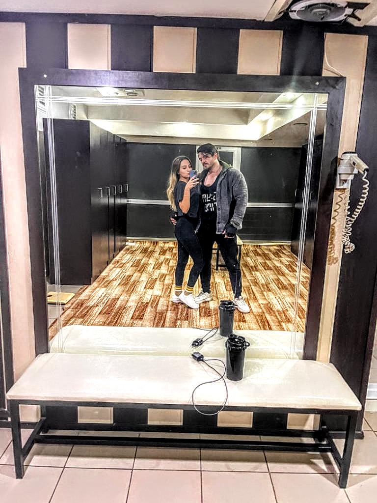 Dünya diyetisyenler günün kutlu olsun uzman diyetisyen canım karım <a href="/mistikauran/">Nihal</a> 💛 #6haziranulusaldiyetisyenlergünü