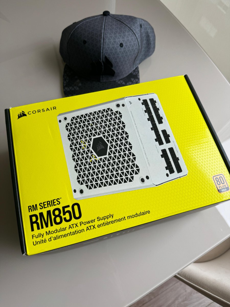 Corsair_BR's tweet photo. Uma RM850 dá conta do seu PC hoje?
#Corsair #SetupGaming #PSU #FonteGamer https://t.co/XDSrSi3xHj