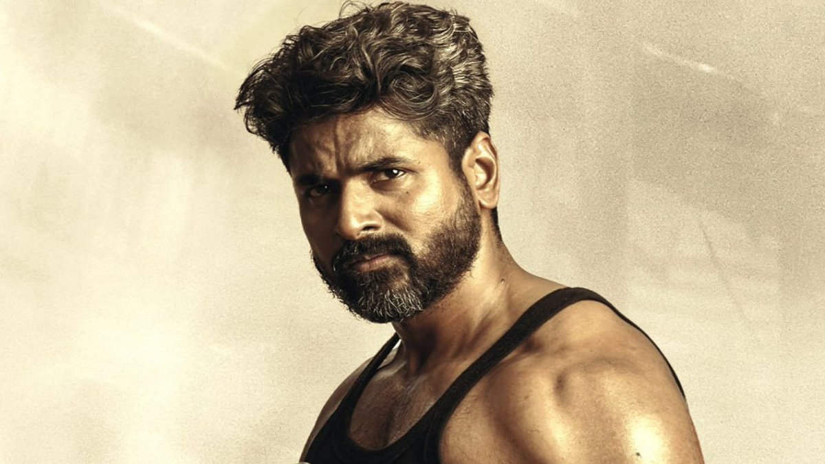 FridayCinemaOrg's tweet photo. #FridayScoop 

Shooting of #Sivakarthikeyan's new movie is filmed at a school near the foot hills of St Thomas Mount! 

#FridayCinema https://t.co/RoYPLdALJG