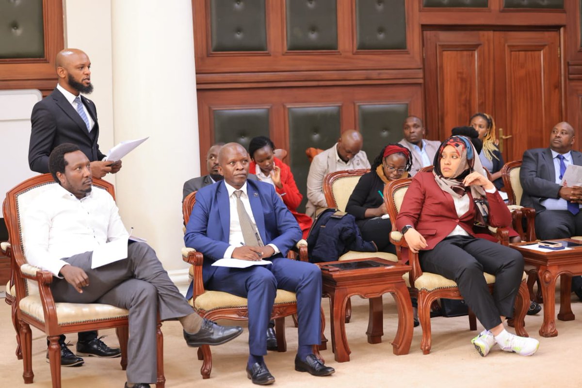 Arch_KE's tweet photo. Among the key agreed action points were:
- Reconstitution of the Urban Planning Technical Committee, which will be better resourced in terms of information and financing
- Creation of a round table incorporating AAK members to review and improve the NPDMS system. https://t.co/swKIGAUvbJ