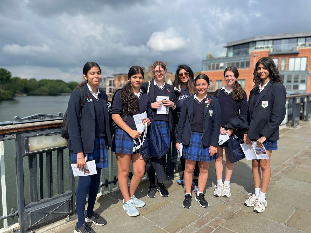 StMarysSchoolGX's tweet photo. Year 9 Math Trail around Windsor!
Putting their mathematical knowledge into context in real life situations. They have also had a boat trip around Windsor allowing them to see some of the historic sites of the town.
#SMSspirit #embrace #empower #maths #mathtrip #educationaltrip https://t.co/EexgpEj7OC
