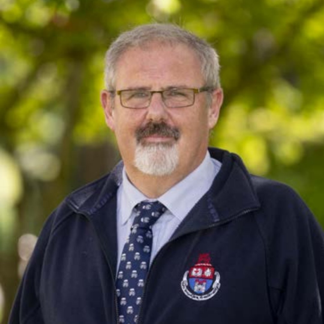 Wesley College bids farewell to Mr. Graham Darlington, a dedicated educator and cherished Deputy Principal. A student from 1976 to 1983, he returned as a H. Dip teacher in 1987, joined full-time in 1988, became Vice Principal in 2002, and Deputy Principal in 2017.