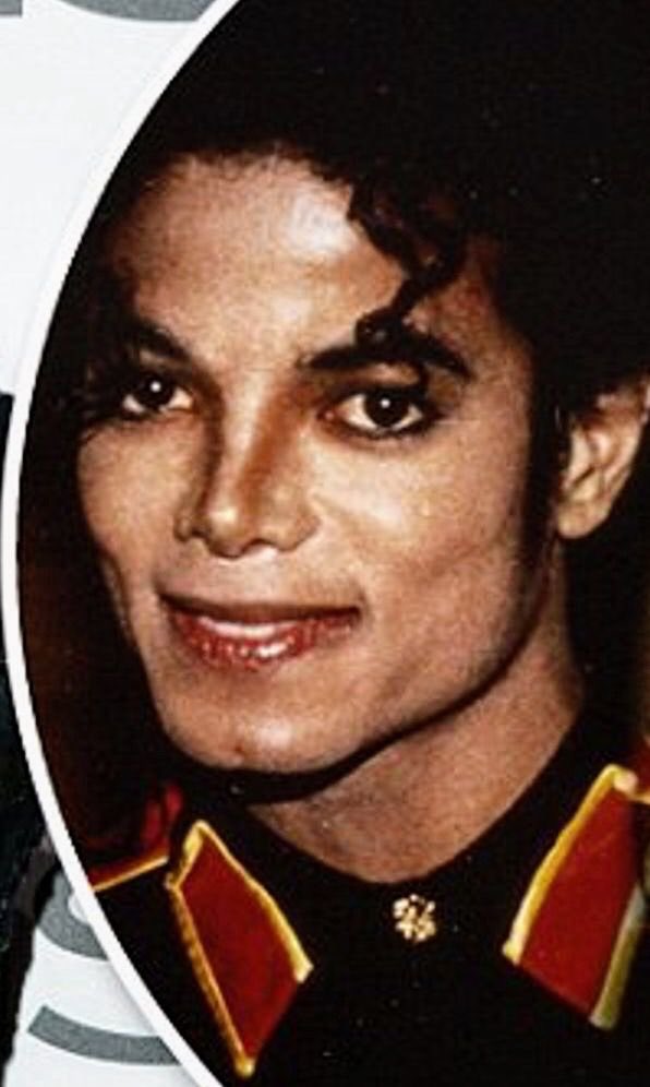 WasYou777's tweet photo. That S M I L E. . . I love Y O U Michael. https://t.co/jTaPBa58Kg