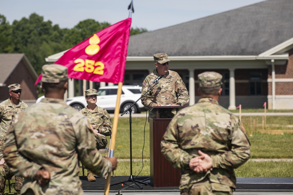 NationalGuardIN's tweet photo. We take pride in the professionalism of our 252nd Support Maintenance Company as they depart for their mission in Kuwait. U.S. Sen. Mike Braun and Maj. Gen. Dale Lyles, #Indiana’s adjutant general, joined the unit and their loved ones for the departure ceremony at Camp Atterbury. https://t.co/FjegCsXAka