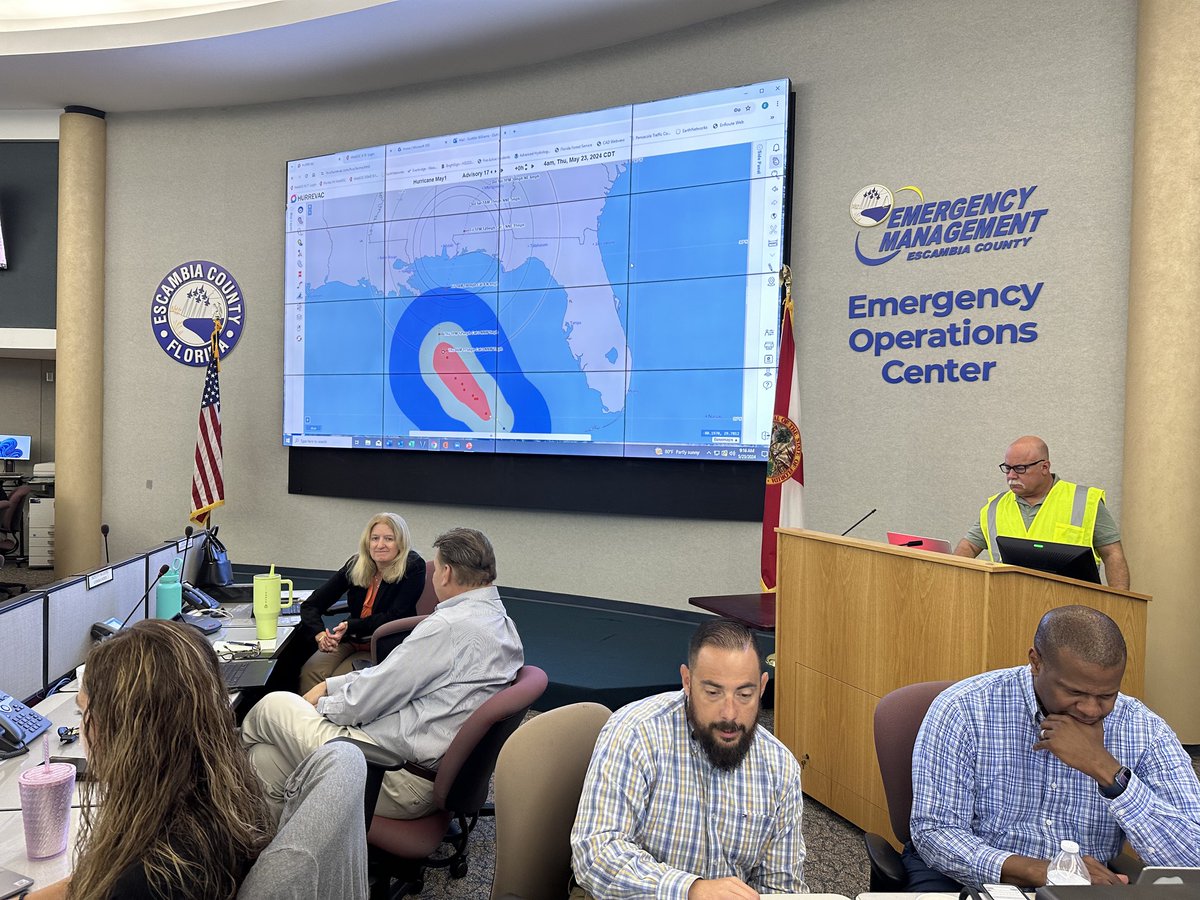 MeyersEmergency's tweet photo. On May 23rd, Meyers Emergency Management facilitated @Escambia County Emergency Management's annual Hurricane Exercise. It was a HUGE success, showcasing the extensive research and planning by dedicated professionals. Congrats to all who attended! 

@bereadyescambia https://t.co/h7bkScl0sT