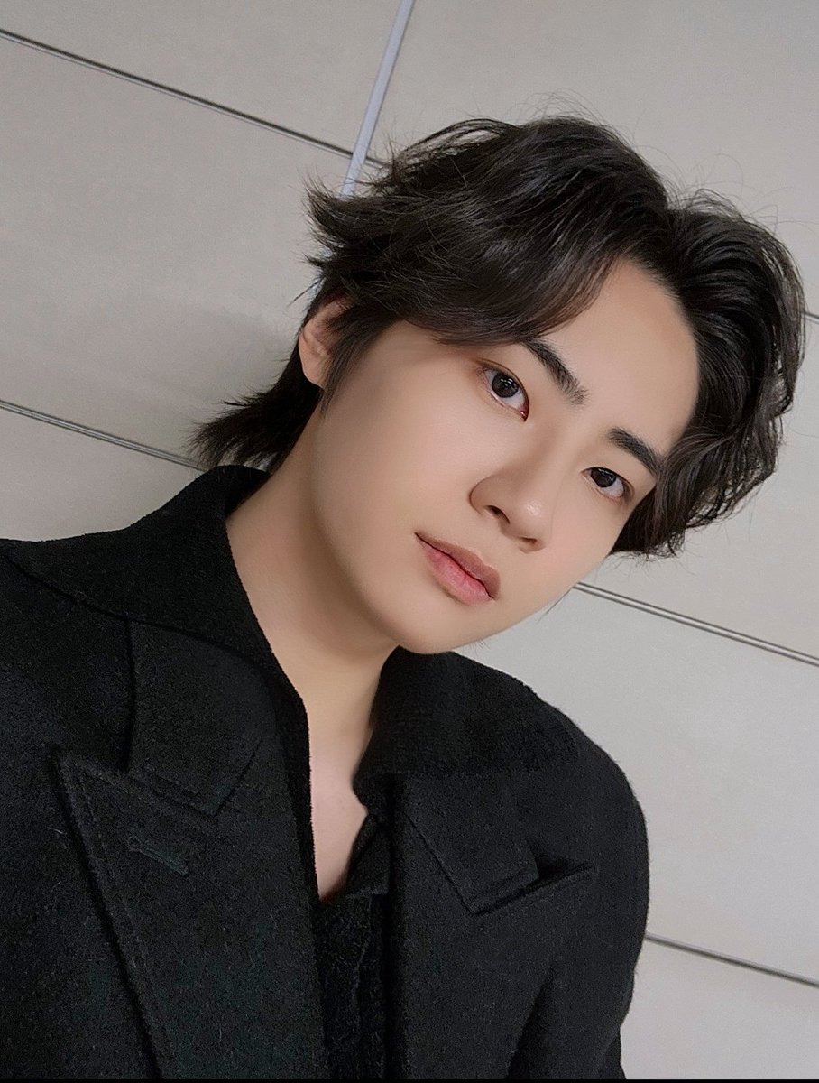 LJH_official's tweet photo. [📸]

｡･ﾟﾟ･(>д<)･ﾟﾟ･｡
풍백이 이대로 못 보내

⁦#이진혁⁩ ⁦#LEEJINHYUK⁩ 
⁦#비밀은없어 #송풍백 https://t.co/2GhcIwIIiQ