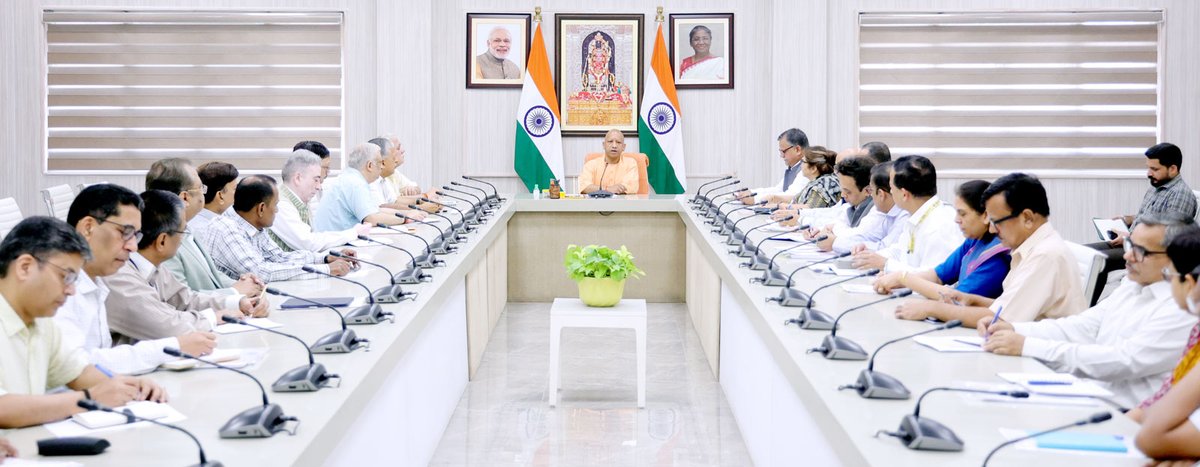 Yogi Adityanath Office (@myogioffice) on Twitter photo जिन विभागों में नियुक्तियां की जानी हैं, वहां से तत्काल अधियाचन चयन आयोग को भेजा जाए।
चयन प्रक्रिया की समय-सीमा तय करें: मुख्यमंत्री श्री <a href="/myogiadityanath/">Yogi Adityanath</a> जी महाराज जिन विभागों में नियुक्तियां की जानी हैं, वहां से तत्काल अधियाचन चयन आयोग को भेजा जाए।
चयन प्रक्रिया की समय-सीमा तय करें: मुख्यमंत्री श्री <a href="/myogiadityanath/">Yogi Adityanath</a> जी महाराज