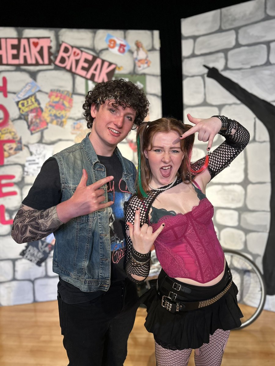 GHS Show tweet media