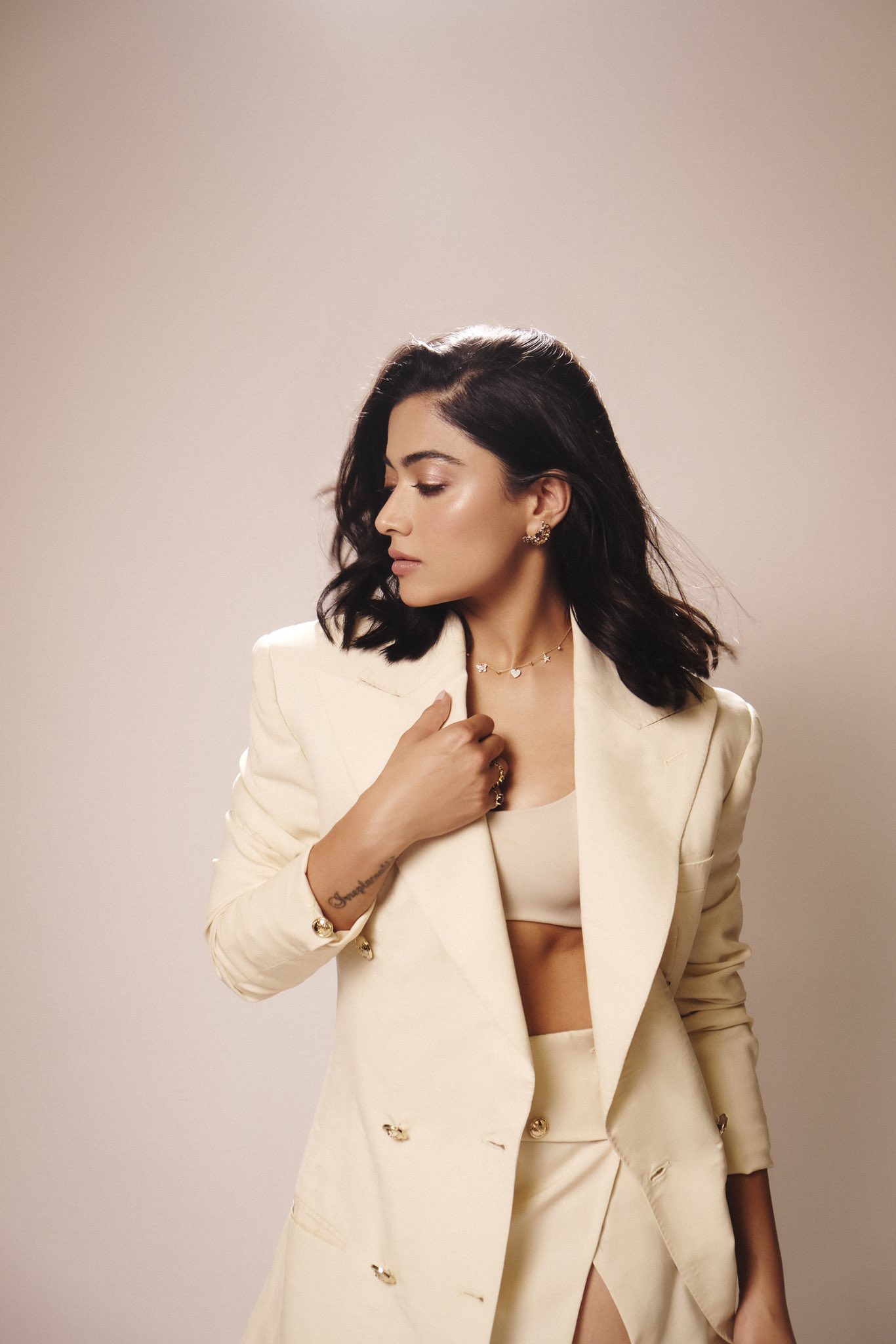 GPZFr1IakAAjCc-?format=jpg&name=large