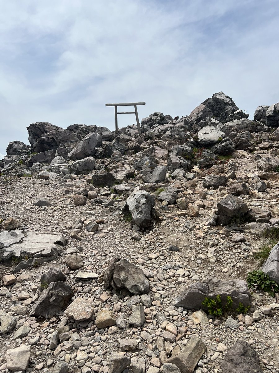 HOBBYROOM23's tweet photo. 30代初めての登山
#登山　#茶臼岳 https://t.co/sA57uYhuzL