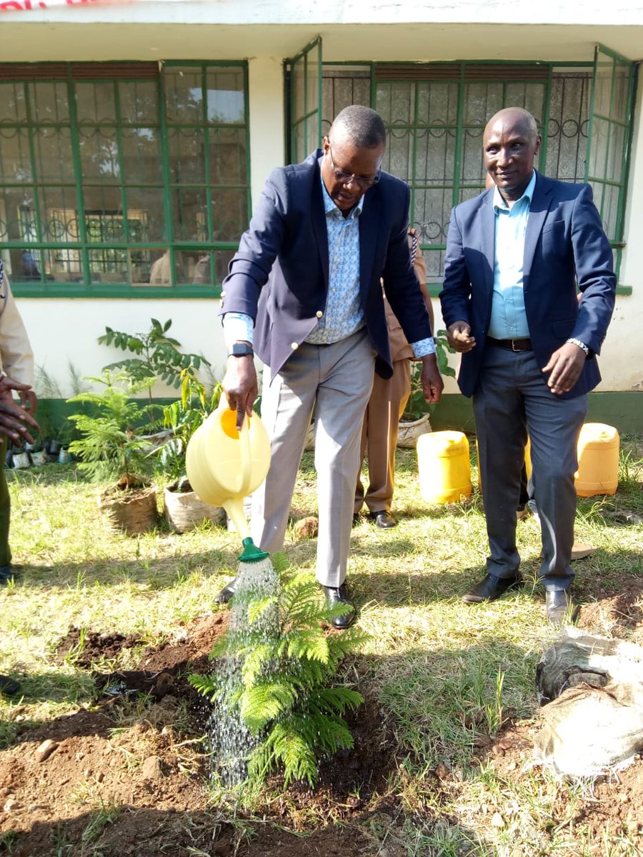 Lyne_Kash's tweet photo. To a greener Nation!#MTPIVRollOut #MTPIV https://t.co/kwwTXqorAO