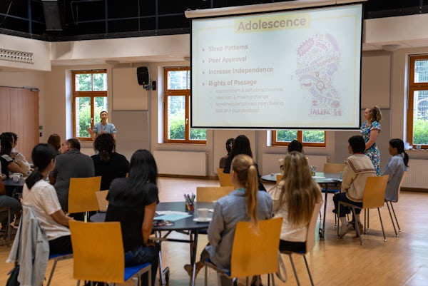 AIS Budapest tweet media