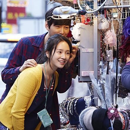 gyuyoungdaily's tweet photo. 🗨 [07032018] #LeeWongeun on working with #ParkGyuyoung in #Monsters:

"I was amazed at how well she acted during the script reading, her eyes were moist with emotion...On set, she was quick + sharp with her lines. I think she'll be successful someday."

🔗https://t.co/Fvijg9P0aZ https://t.co/SADC6tzPWw