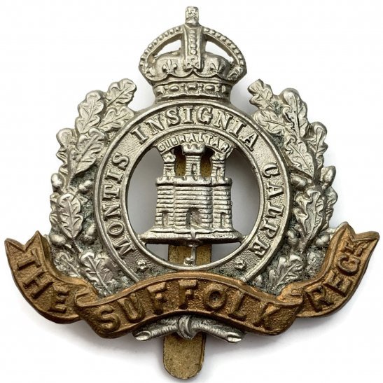 BonfieldKeith's tweet photo. Continuing with the @Sk_Regt_Museum🏅 redisplay today we remembered the 1st Bn Suff Regt who landed on D-Day 🇬🇧
We have a small piece of the 'Hillman' bunker complex they captured on the 6th June 1944 
#LestWeForget #Dday80 #stablis #rememberance https://t.co/9Z3cyUuEqw