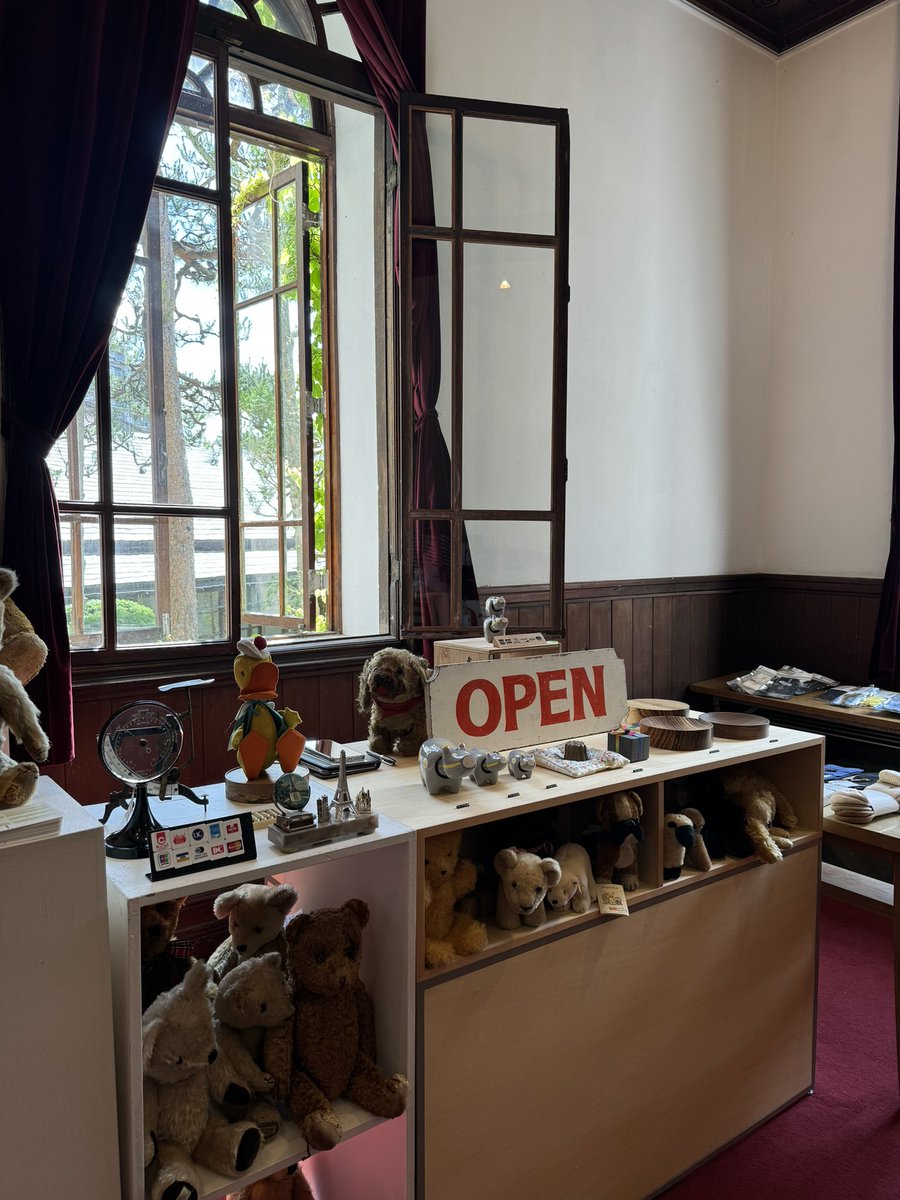 kenreitei's tweet photo. 合同展示会 entwine 8 (2024)
今日からスタートしました。
6月7日(金) 11:00 - 18:00
6月8日(土) 10:00 - 17:00
会場には駐車場のご用意はございません。
誠に申し訳ありませんが、近隣のパーキングをご利用いただくか、公共交通機関でのご来場をお願いいたします。 https://t.co/TsX57usDlq