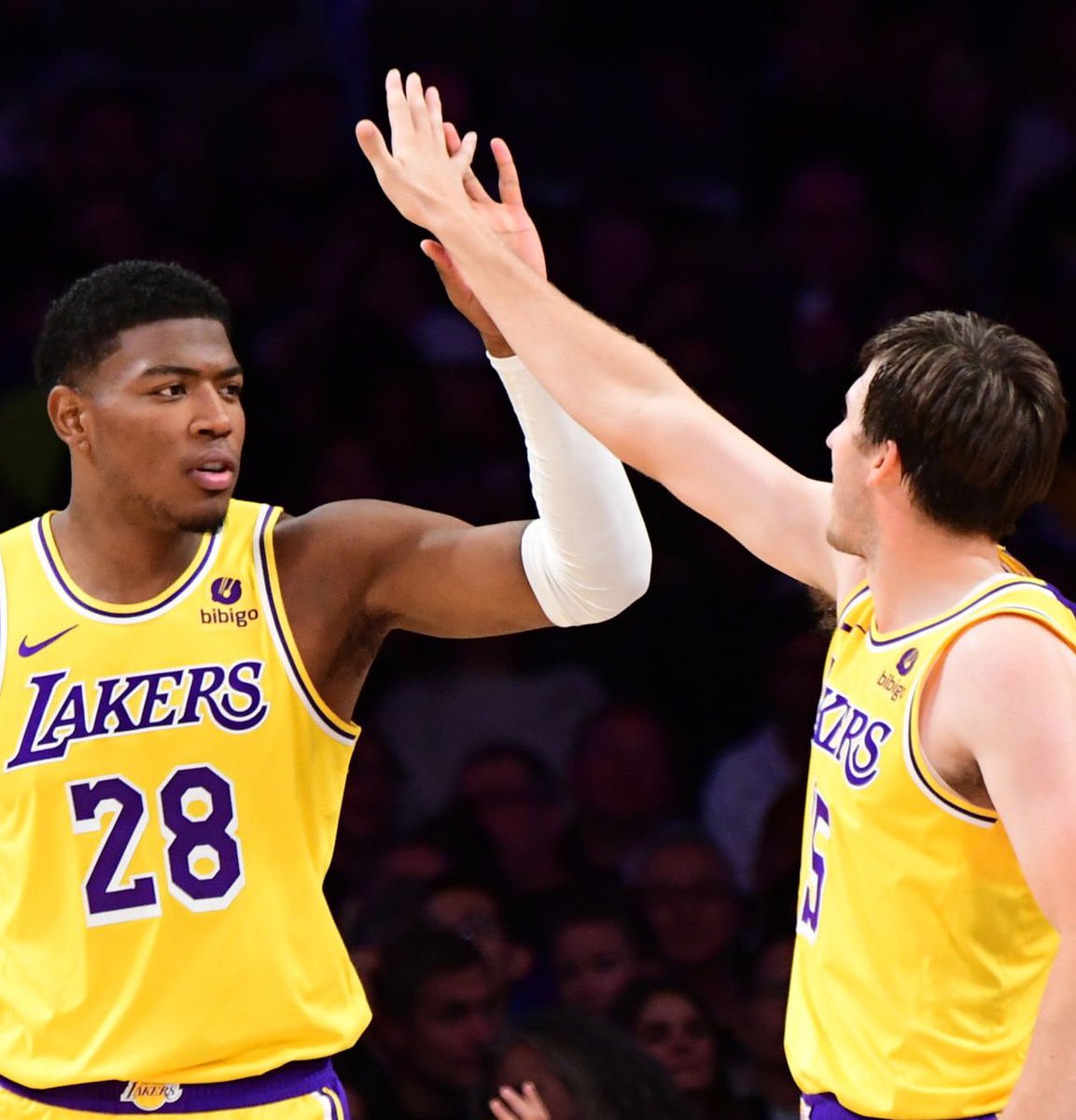 TheDunkCentral's tweet photo. The Lakers are interested in Dan Hurley for developing their young core, including Austin Reaves, Rui Hachimura, and Max Christie, per @wojespn 

His development system could also make Bronny James an ideal draft target. https://t.co/ImDfZ5i4k1