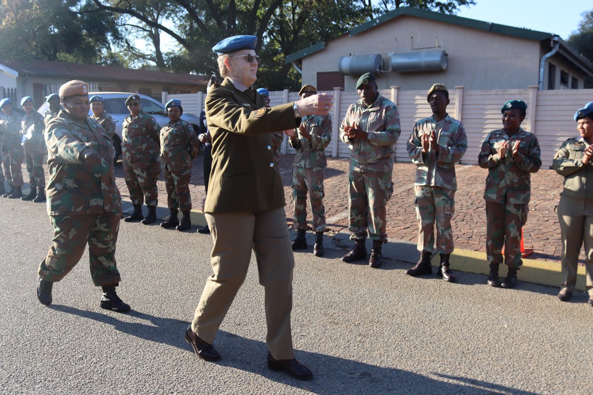SANDF_ZA's tweet photo. READ || Warrant Officer Class 1 J.A.C. Kotze farewell function.
https://t.co/kvSV4dTLWA
Article and photographs by Department of Defence || Corporate Communication.
#SANDF
#DODLogisticsDivision
#DODLogisticsSupportFormation https://t.co/dIYnQ2BTQX